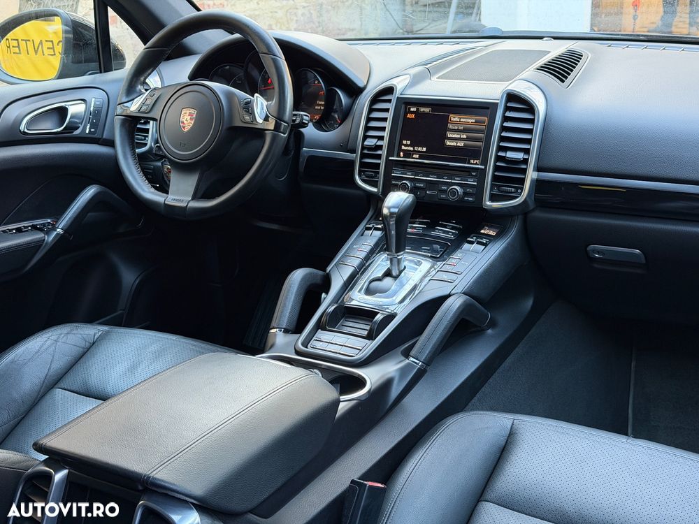 Porsche Cayenne V6 3.0L Aut. - 5
