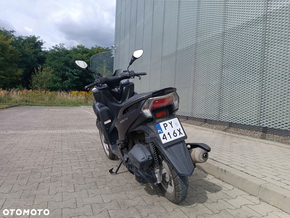 Yamaha Tricity - 11