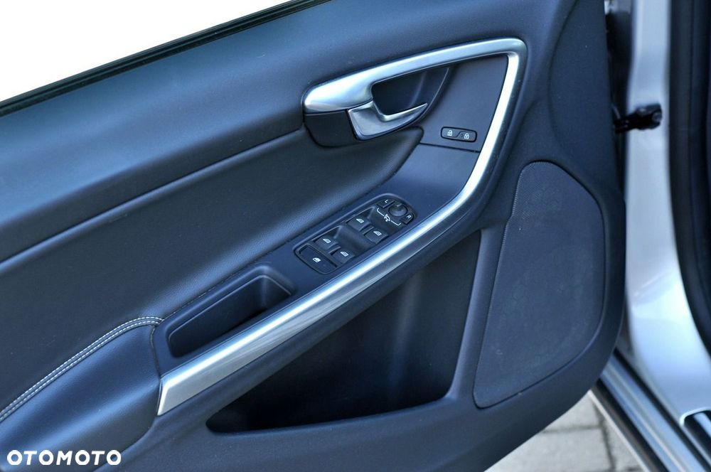 Volvo S60 - 5