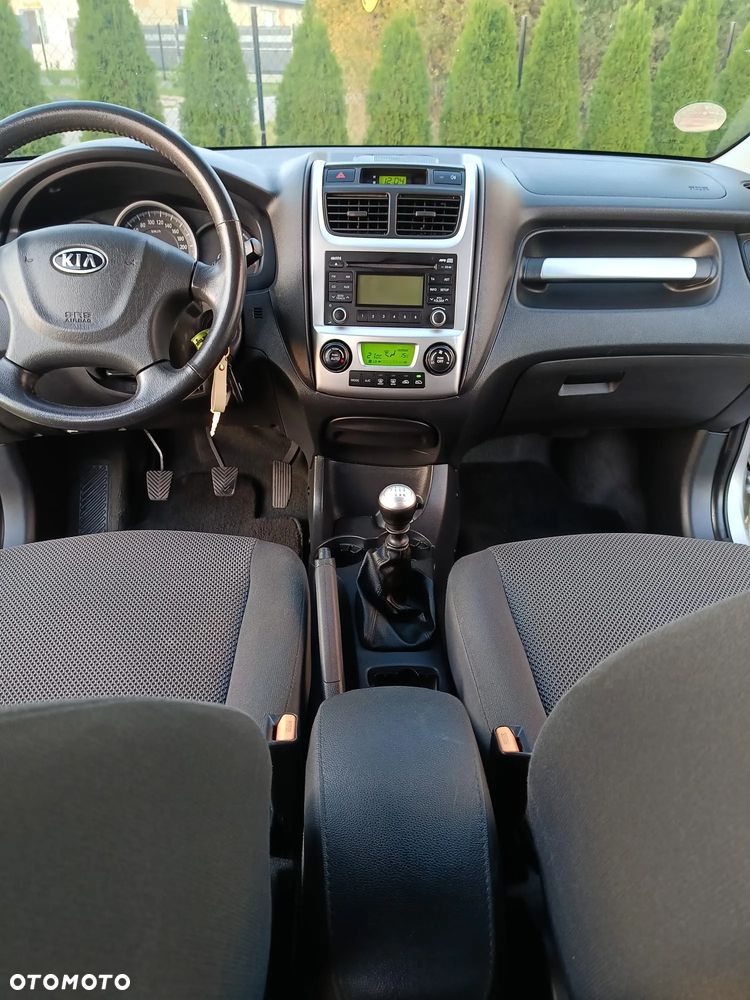 Kia Sportage - 25