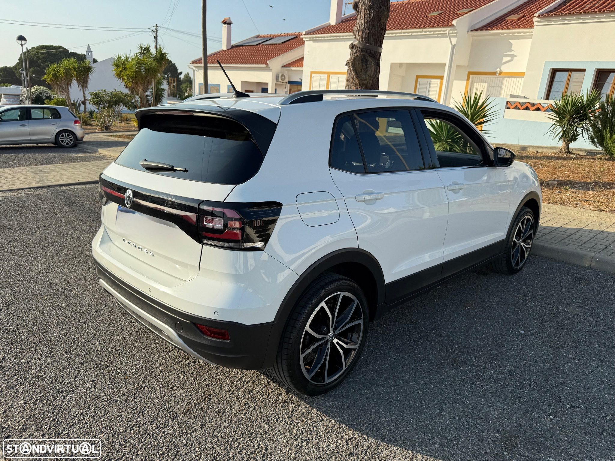 VW T-Cross 1.0 TSI Life - 4