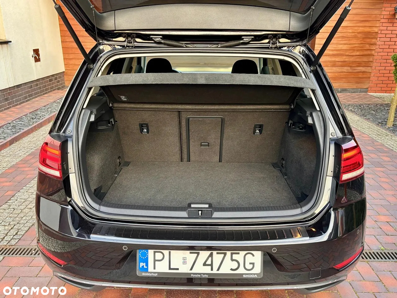 Volkswagen Golf VII 1.6 TDI BMT Comfortline - 18