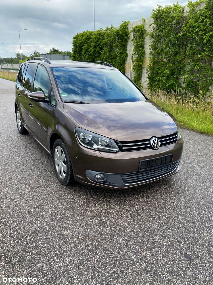 Volkswagen Touran 1.6 TDI DPF BlueMotion Technology Highline - 4