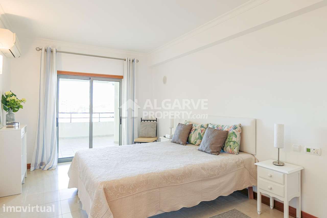 Fantástico e espaçoso apartamento T2 perto da Marina e Golfe em Vilamo - Grande imagem: 4/25