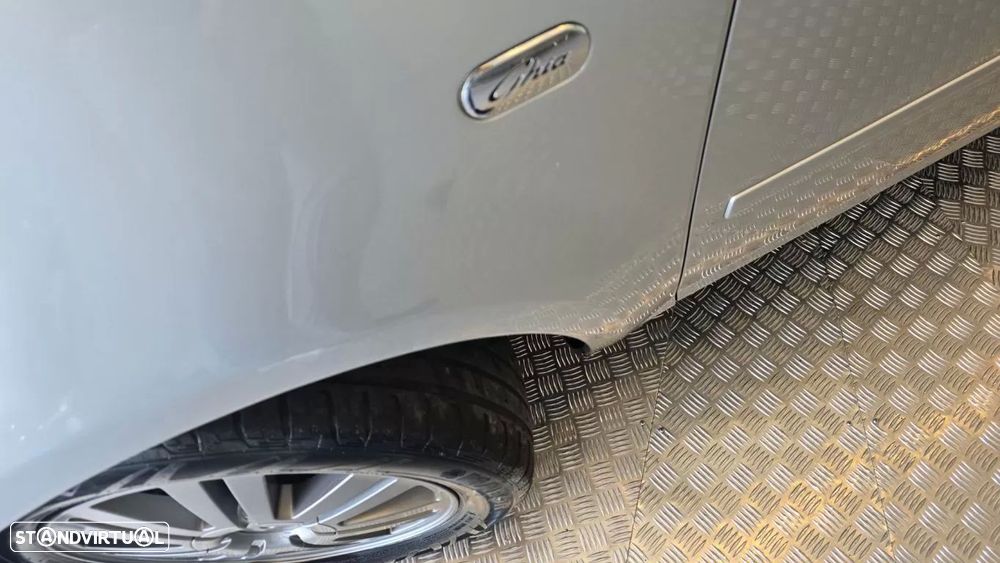 Ford Focus C-Max 1.6 TDCi Ghia - 22