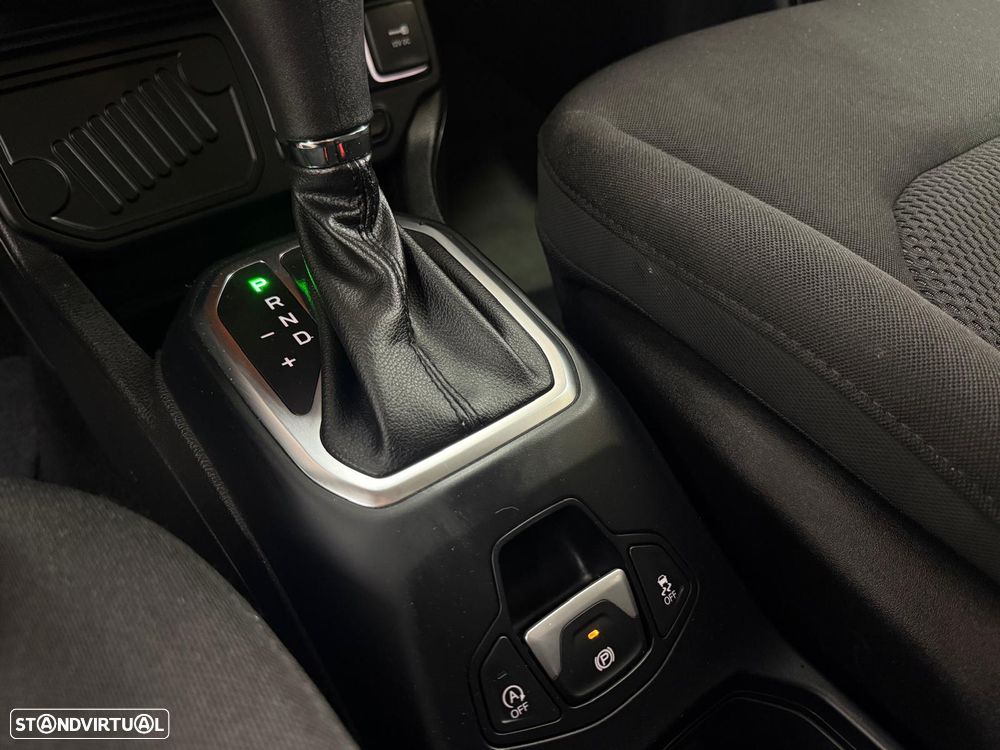 Jeep Renegade 1.3 T Night Eagle DCT - 18