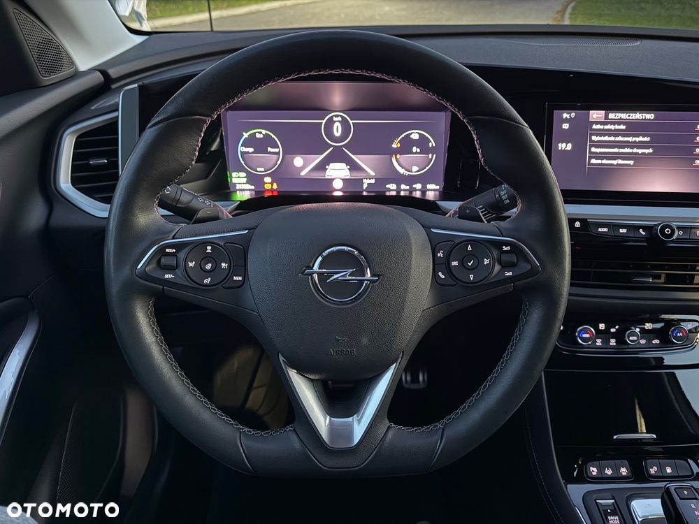 Opel Grandland Plug-in-Hybrid 1.6 DI Automatik GS Line - 32