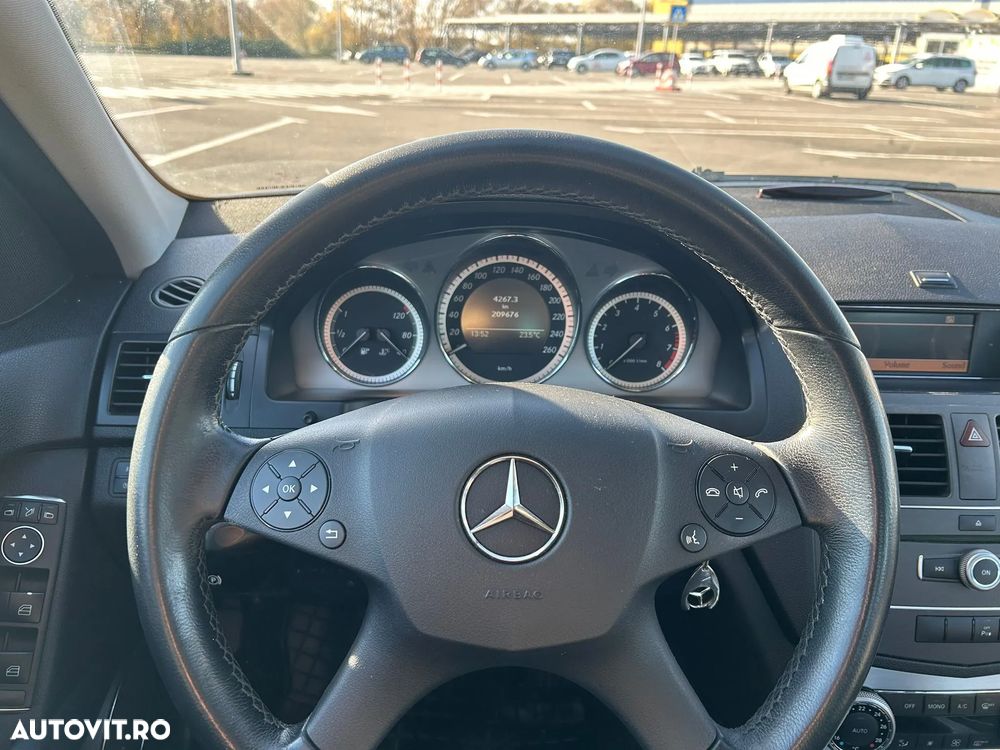 Mercedes-Benz C 180 CGI BlueEFFICIENCY Avantgarde - 8