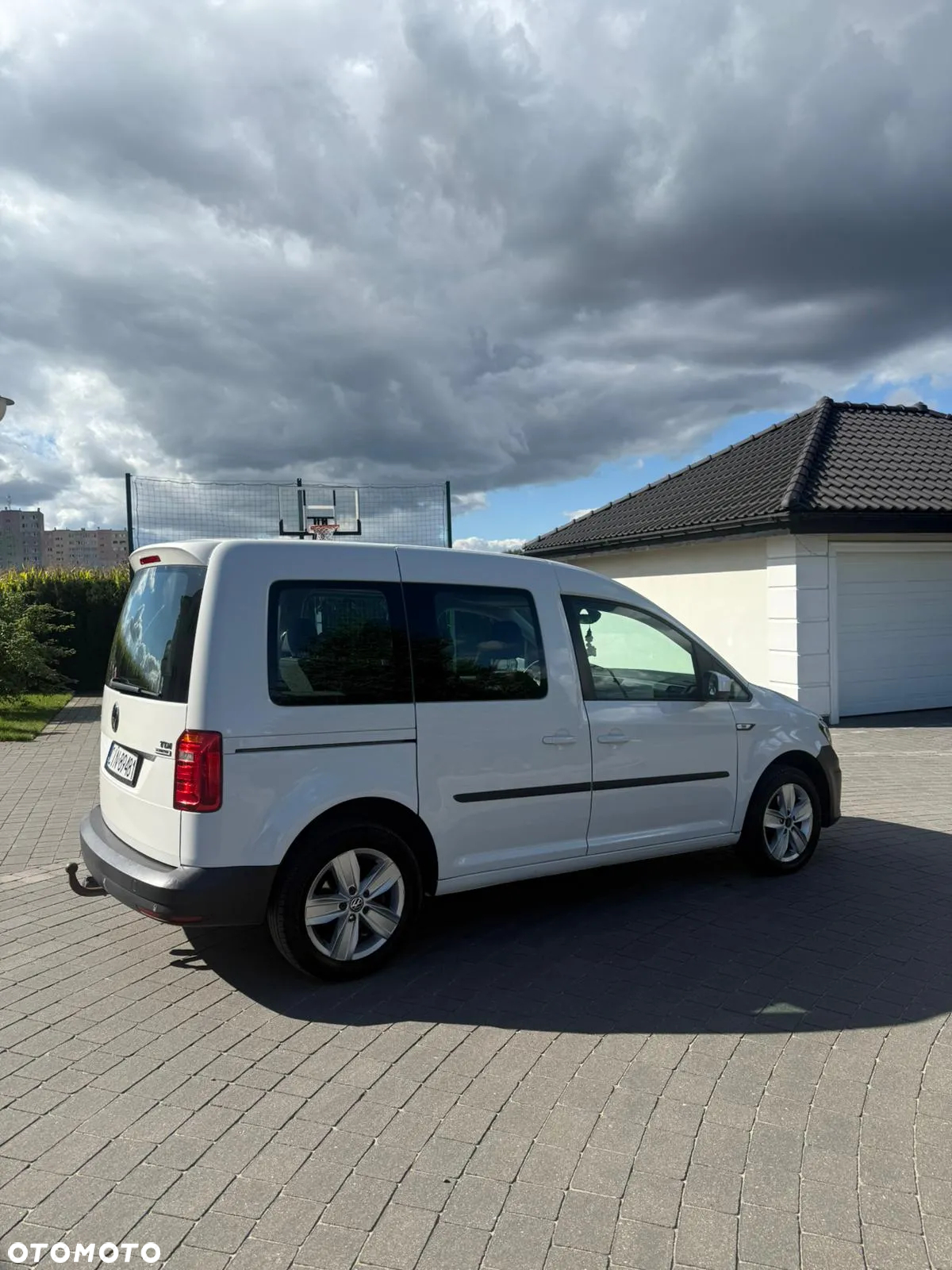 Volkswagen Caddy 2.0 TDI Comfortline - 3