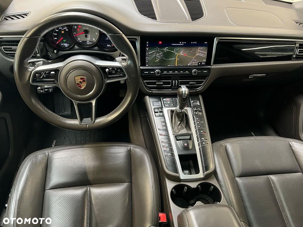 Porsche Macan - 12