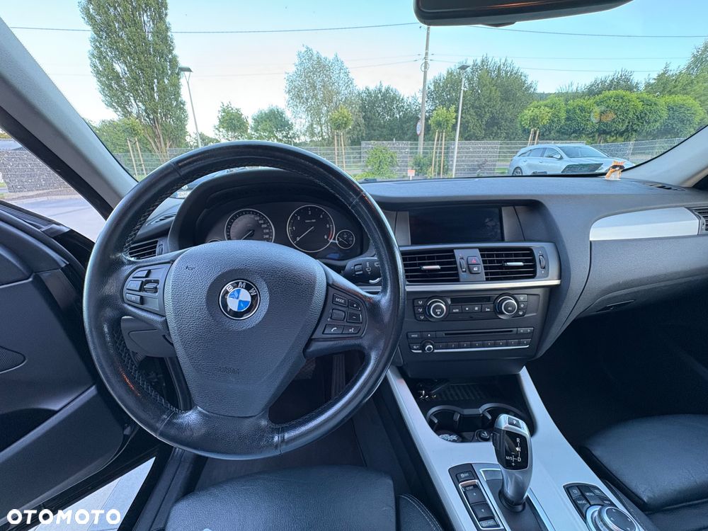 BMW X3 xDrive20d - 8