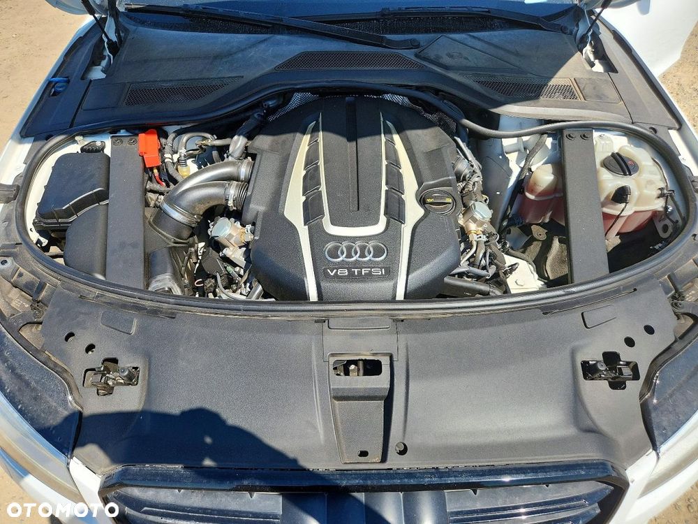 Audi A8 4.0 TFSI L Quattro - 10