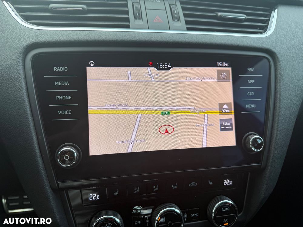 Skoda Octavia 2.0 TDI DSG Ambition - 34