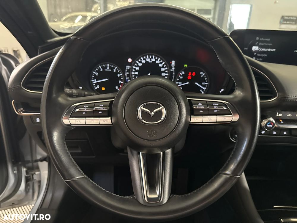 Mazda 3 - 17