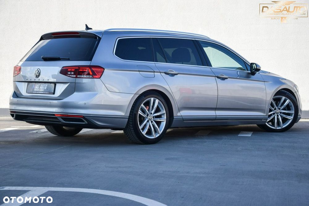Volkswagen Passat - 10