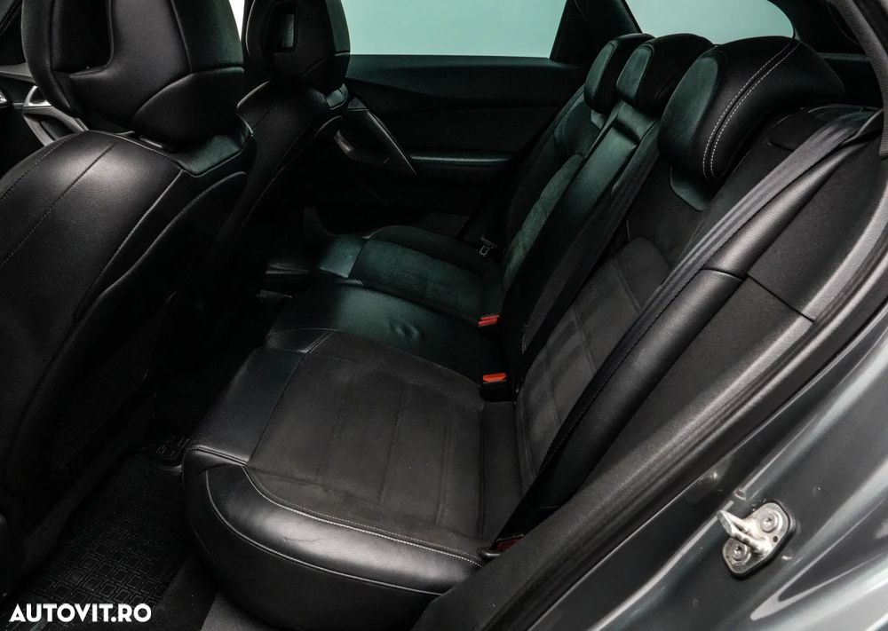 Citroën DS5 2.0 HDI BVA6 Sport Chic - 16