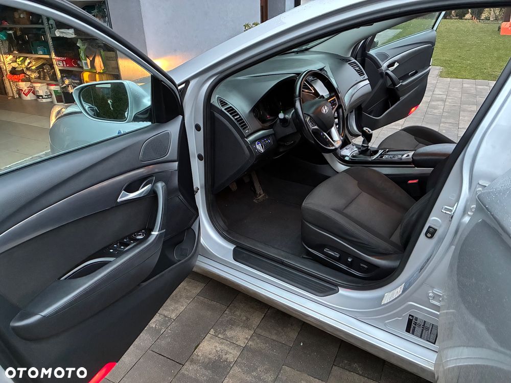 Hyundai i40 1.7 CRDi Comfort - 17
