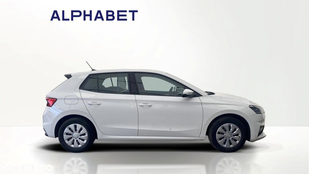 Skoda Fabia 1.0 Essence - 6
