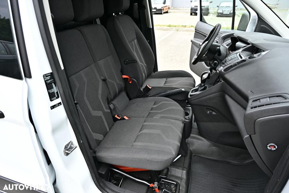 Ford Transit Connect - 10