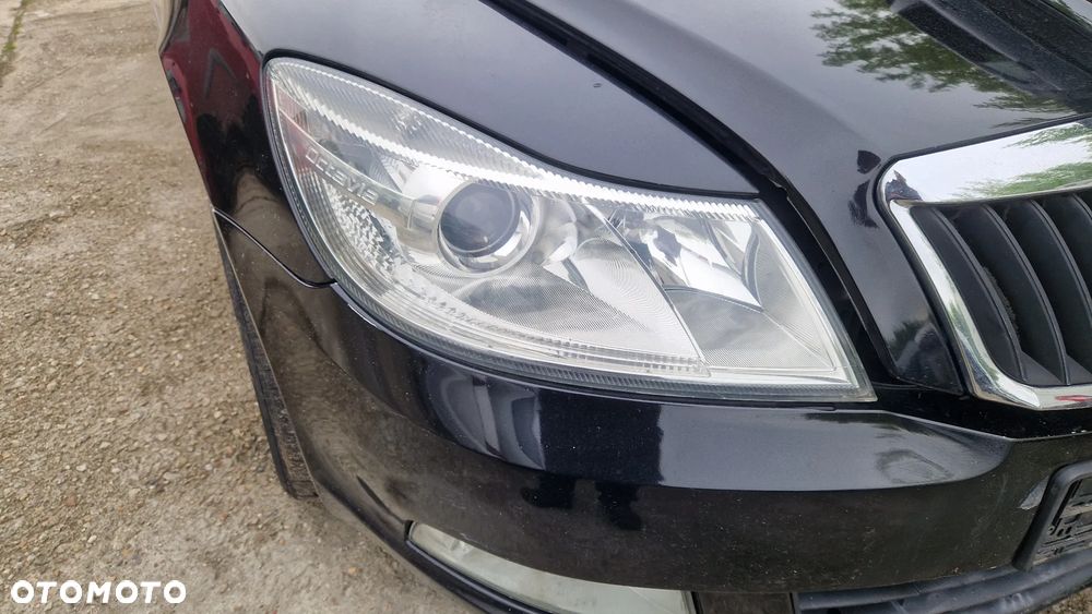 SKODA OCTAVIA II LIFT LAMPA PRZÓD PRAWA H7 - 1