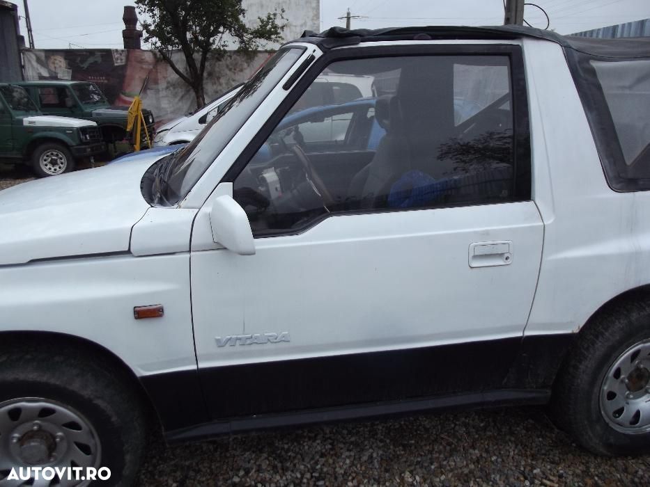 Usa Suzuki Vitara stanga dreapta usi Dezmembrez Vitara Samurai - 1