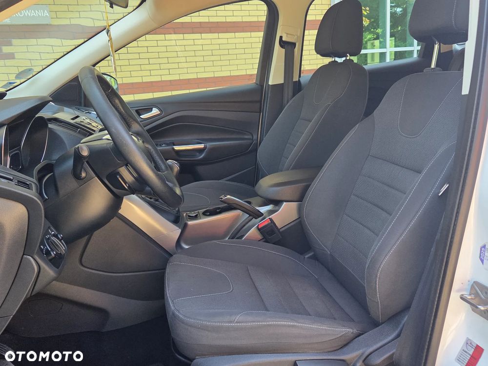 Ford Kuga 2.0 TDCi 4x4 Trend - 23