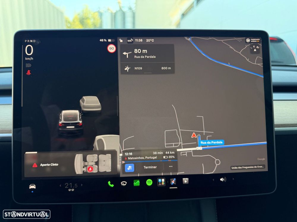 Tesla Model Y - 17