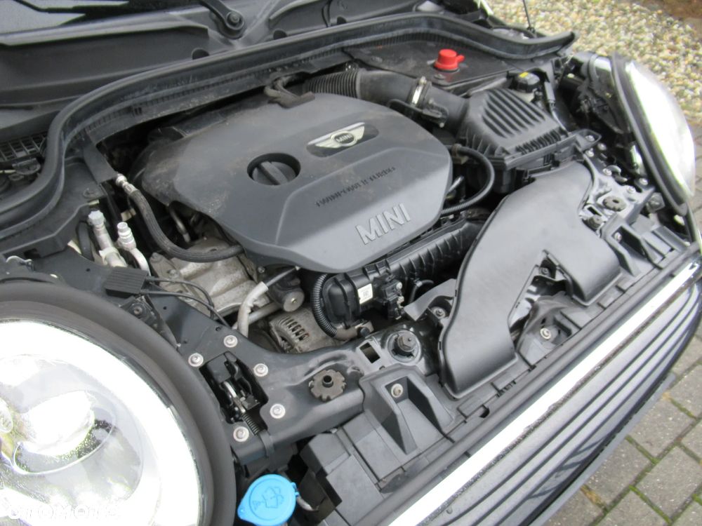 MINI Cooper Standard - 18