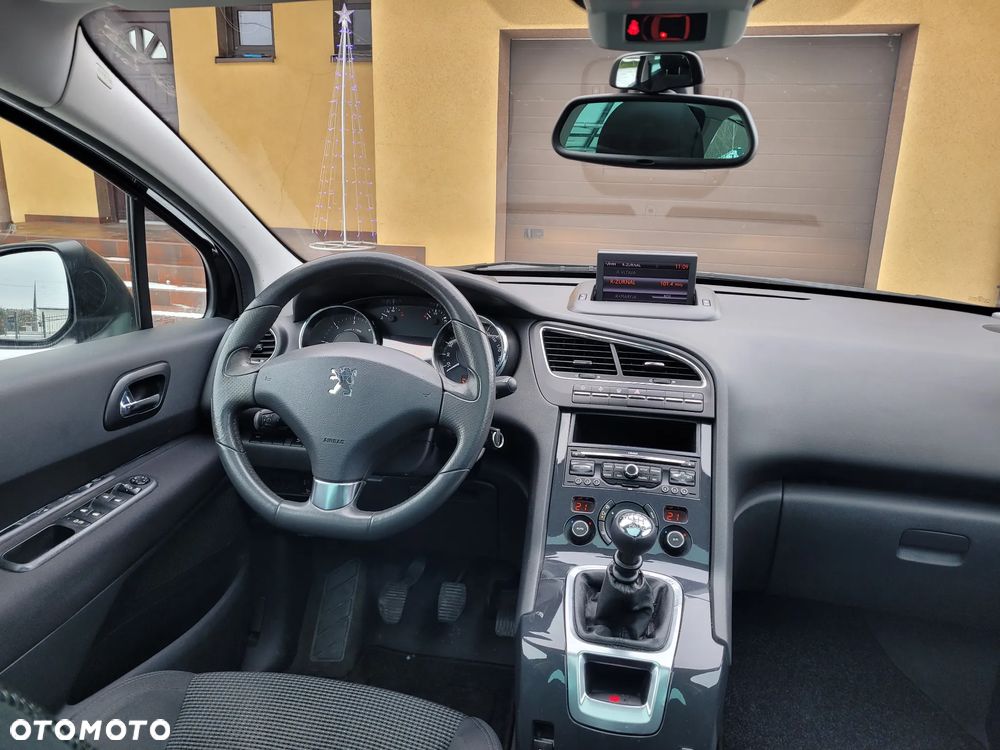 Peugeot 5008 2.0 HDi Allure 7os - 15