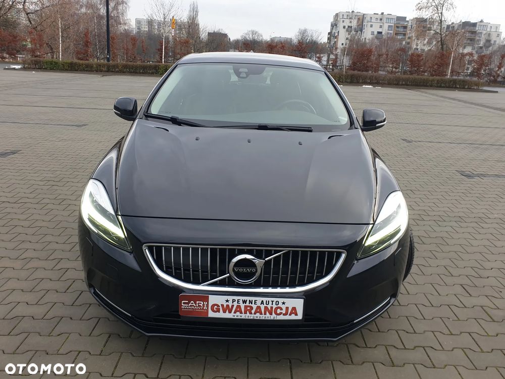 Volvo V40 D3 Inscription - 9