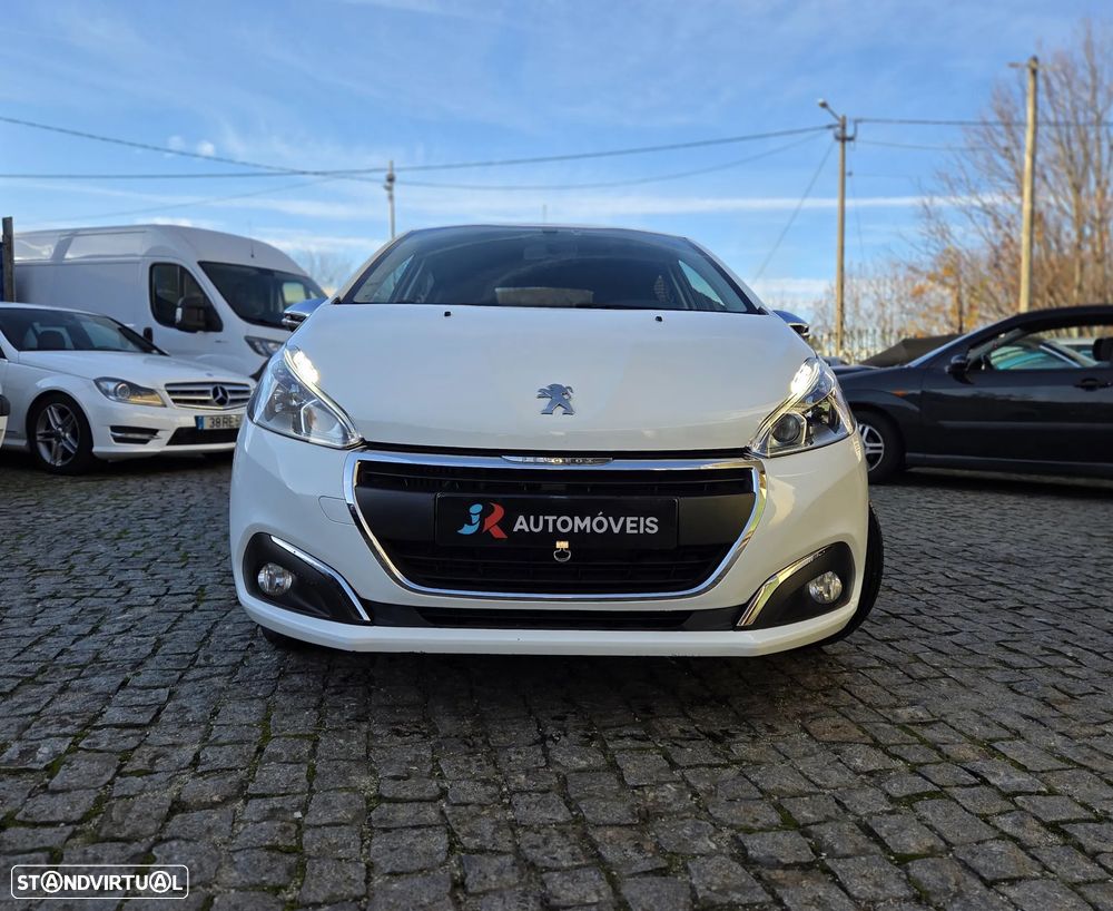 Peugeot 208 1.6 BlueHDi Style - 4