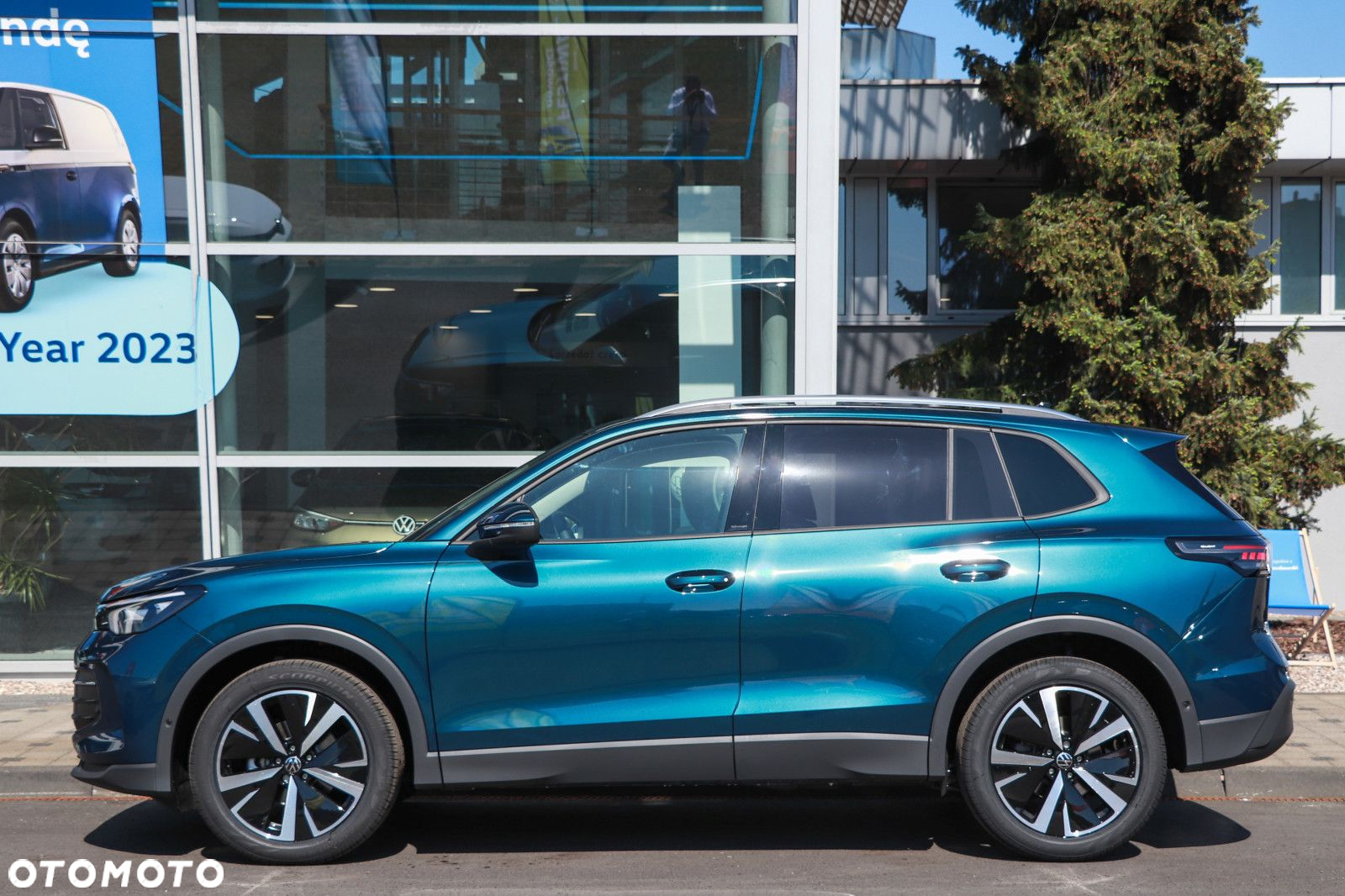 Volkswagen Tiguan - 8
