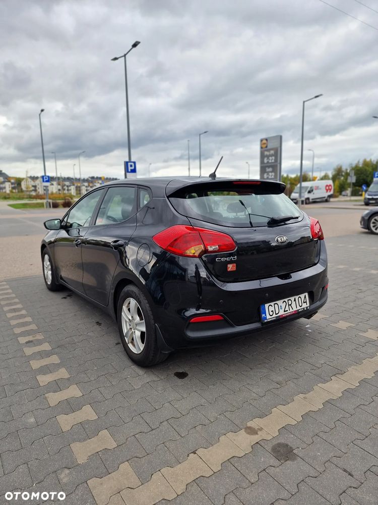 Kia Ceed 2013 photo 4