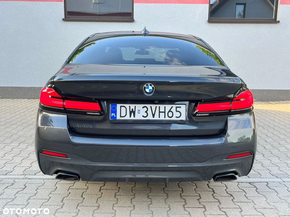 BMW Seria 5 530d xDrive mHEV M Sport sport - 6