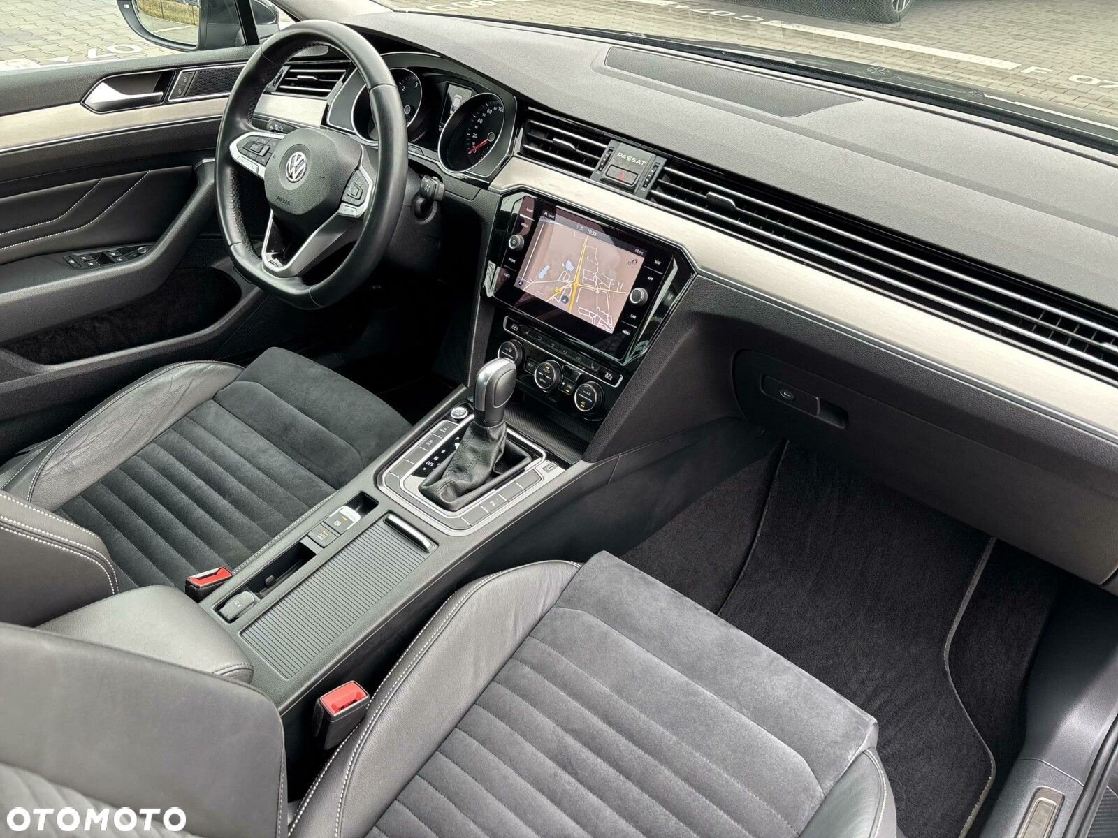 Volkswagen Passat 2.0 TDI Elegance DSG - 15