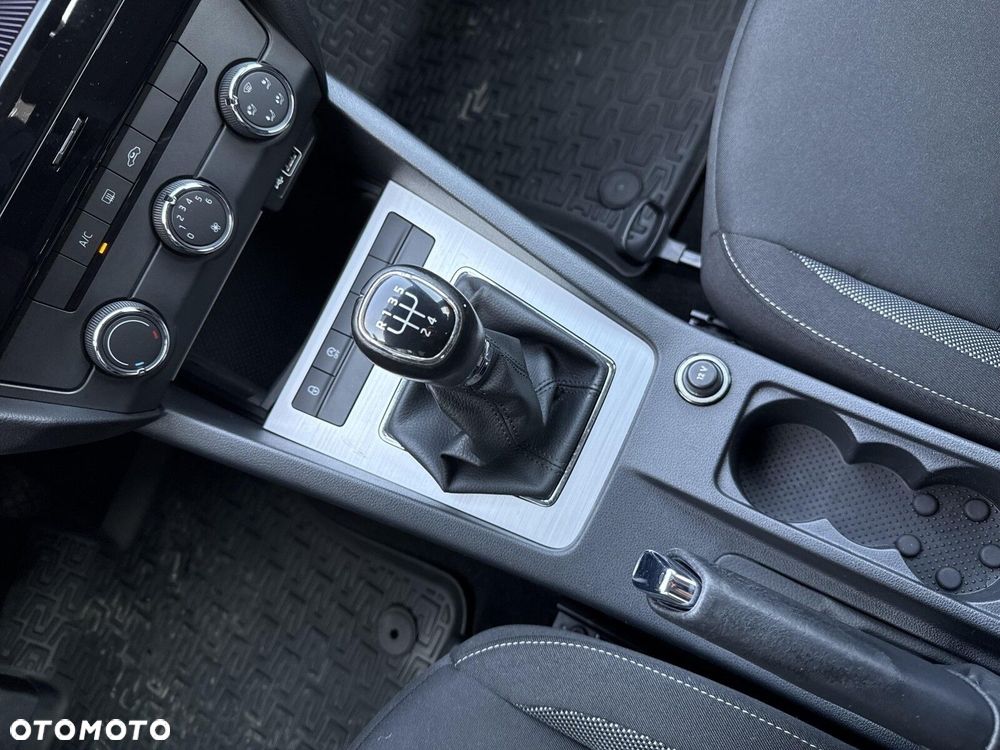 Skoda Octavia 1.6 TDI SCR Ambition - 14