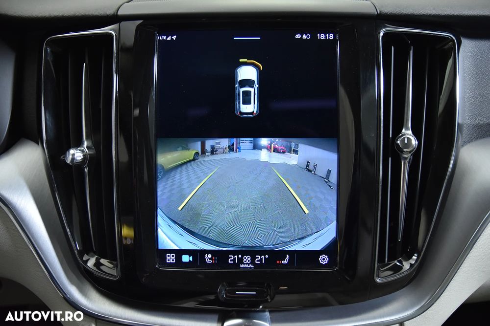 Volvo XC 60 T6 AWD Recharge Geartronic Inscription - 19