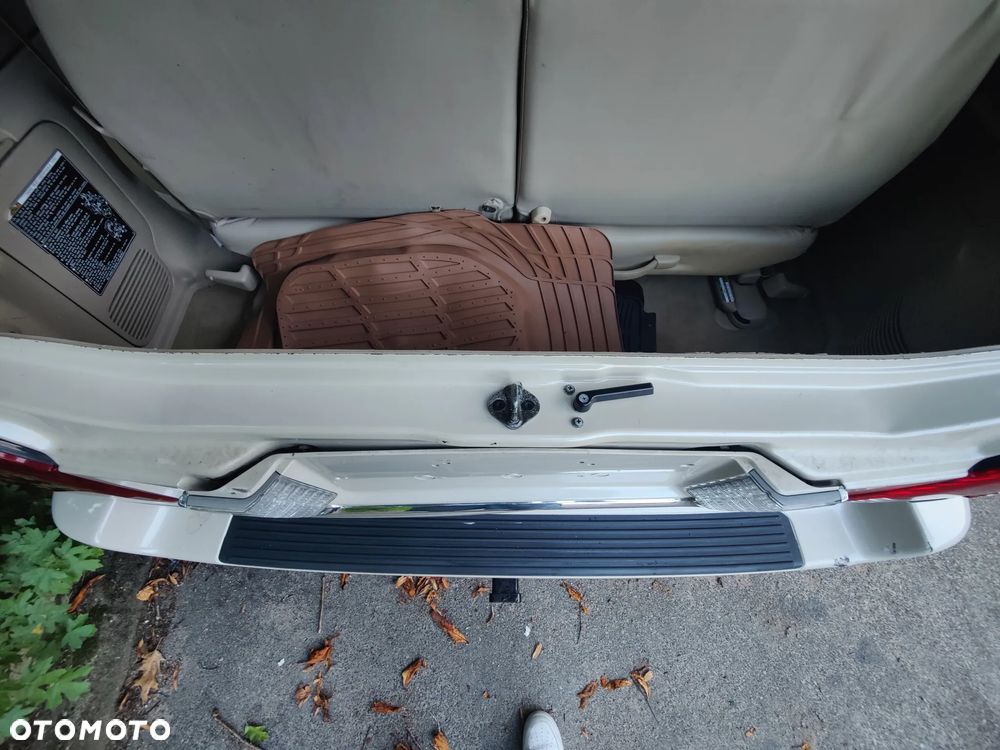 Lexus LX - 27