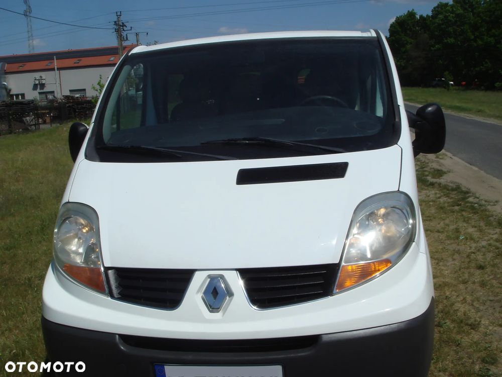 Renault Trafic - 2
