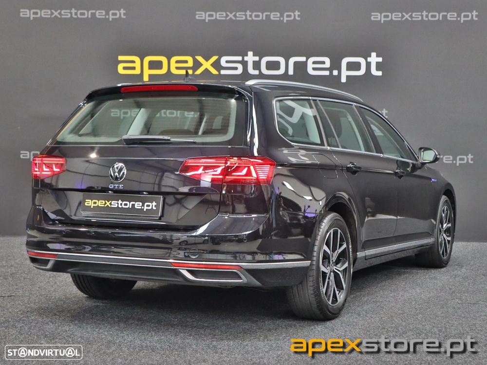 VW Passat Variant - 5