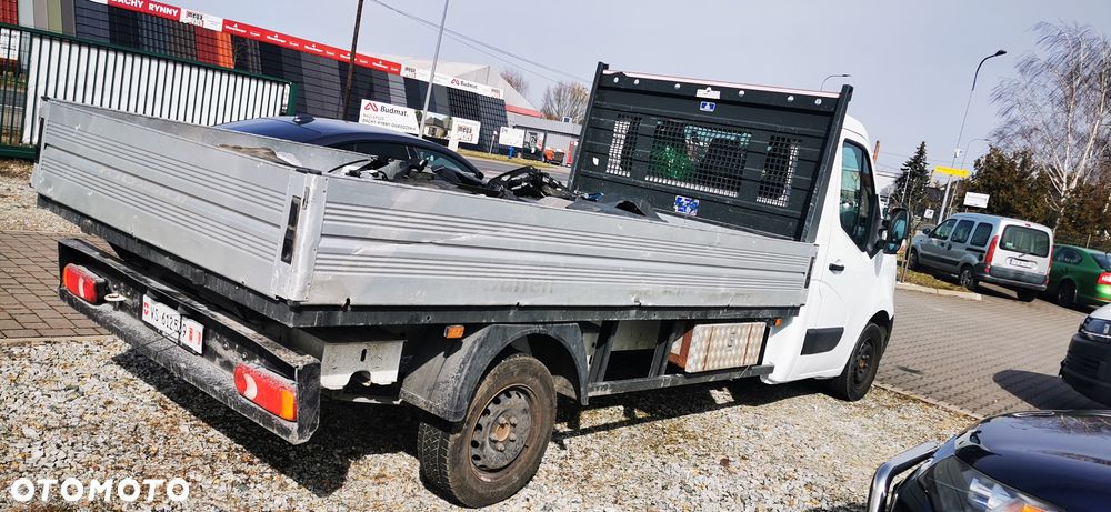 Nissan NV400 - 5