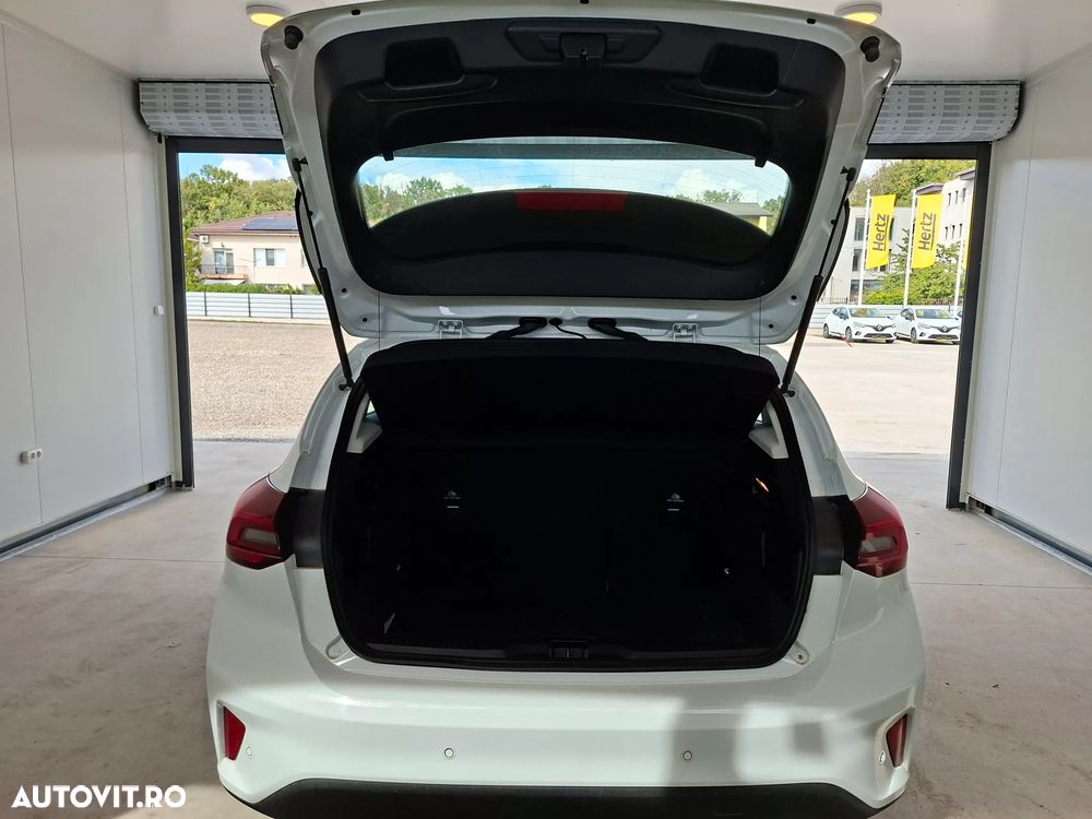 Ford Focus 1.0 EcoBoost Titanium - 25