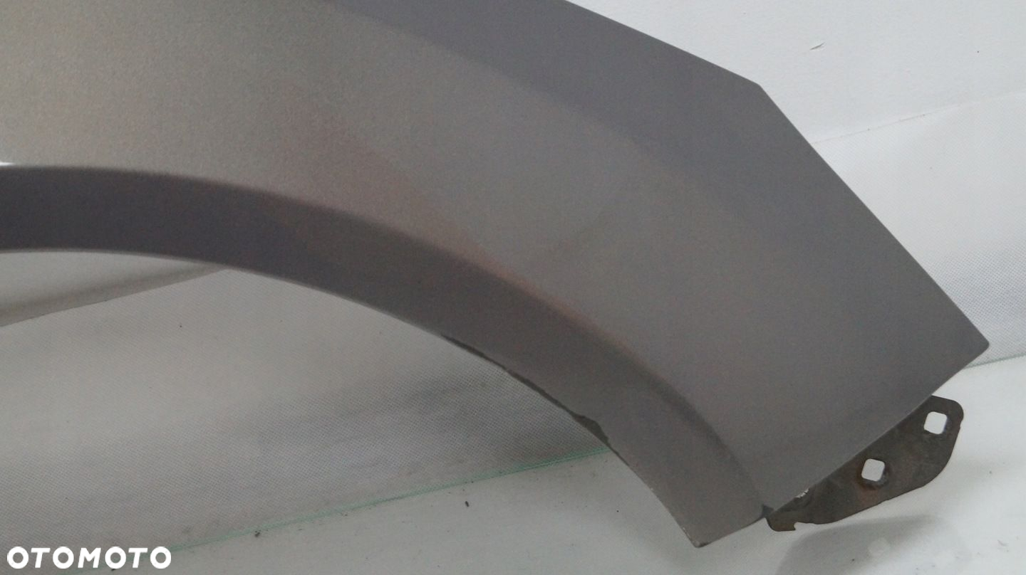 BŁOTNIK PRZEDNI PRAWY FORD FOCUS MK3 - 2