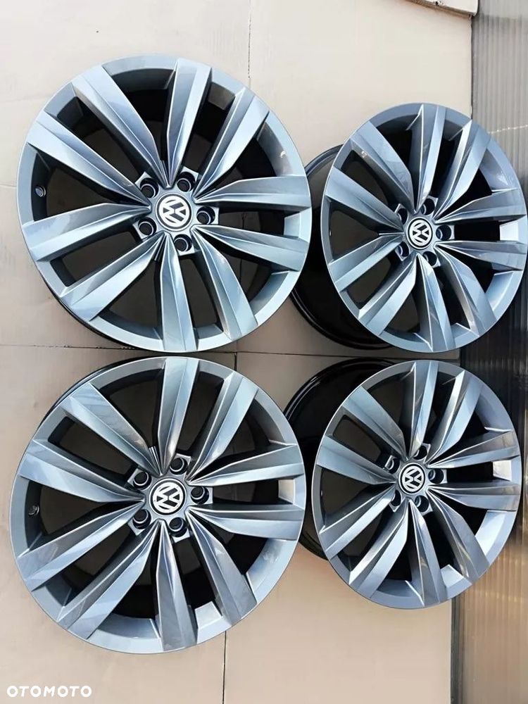 VW ARTEON GOLF T-ROCK PASSAT SCIROCO 3g8 18'' OEM - 10