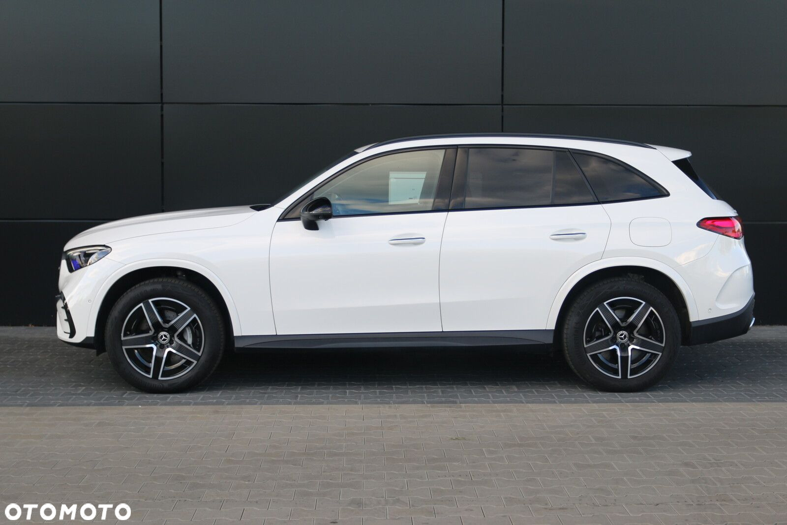Mercedes-Benz GLC - 5