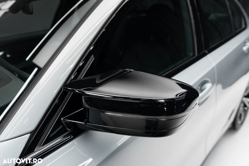 BMW M3 M340i xDrive - 16