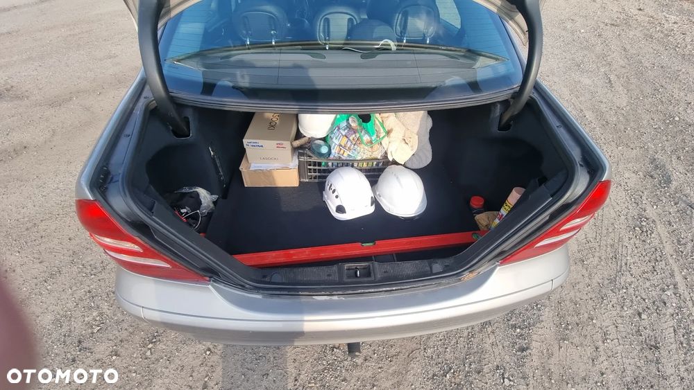 Mercedes-Benz Klasa C - 27