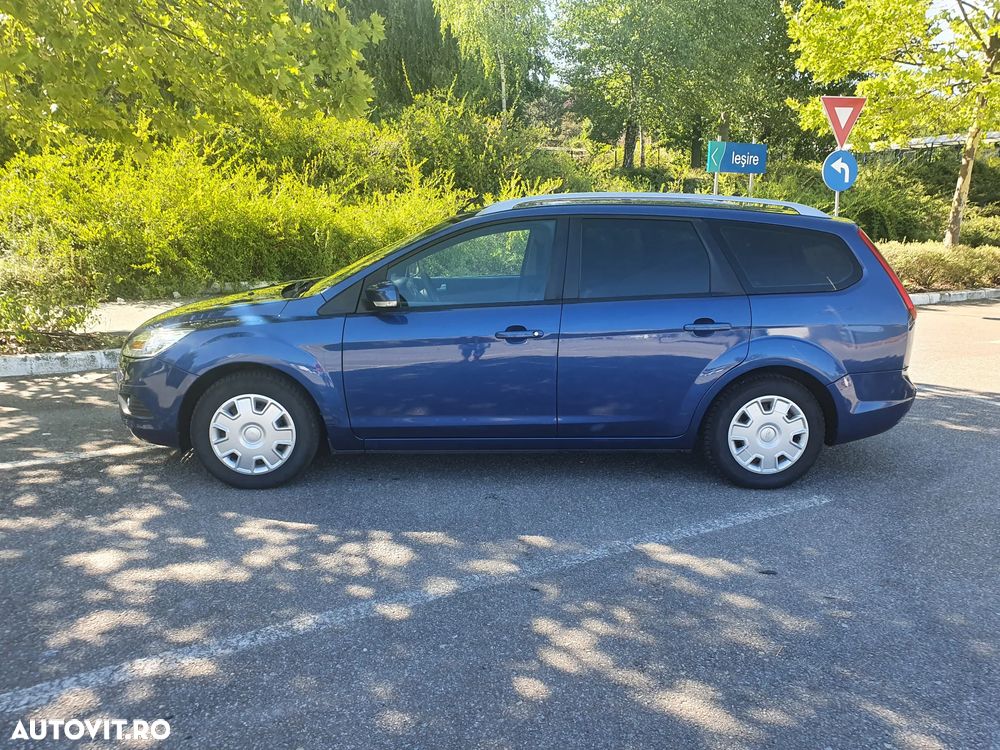 Ford Focus 1.6i Ti-VCT Ghia - 23