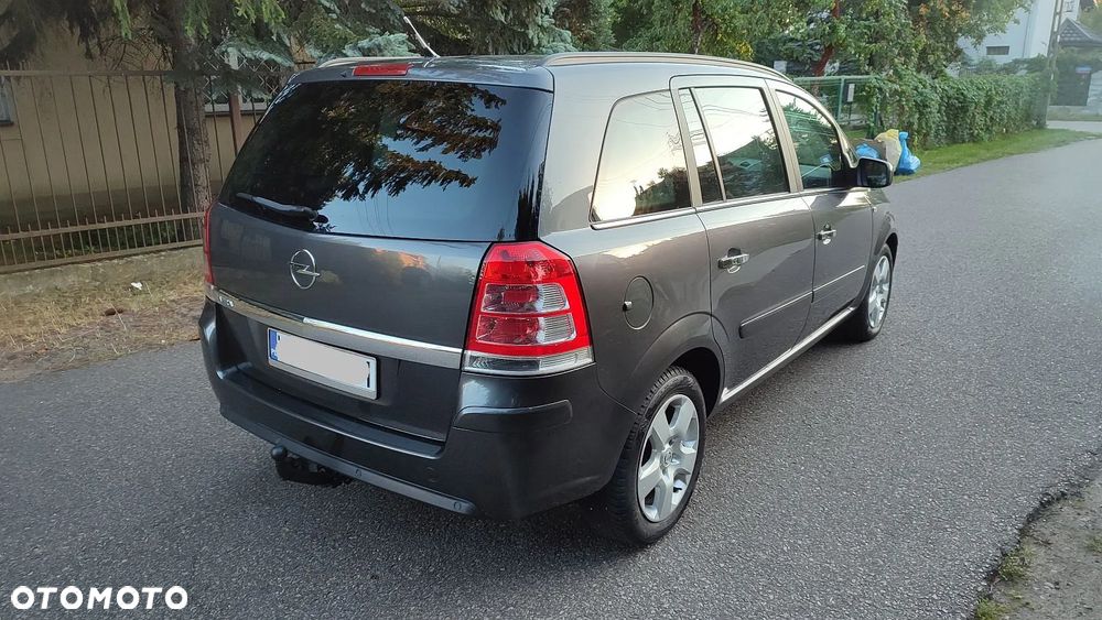 Opel Zafira 1.8 Family - 19