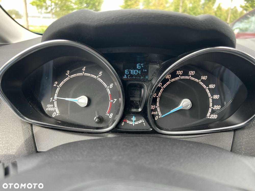 Ford Fiesta - 8